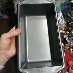 Wilton Nonstick Metal Loaf Pan - Gray